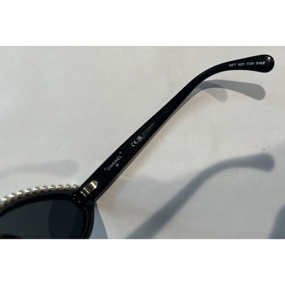 Chanel Pearl S0114 Oval Sunglasses in Black Authentic - Picture 6 of 7